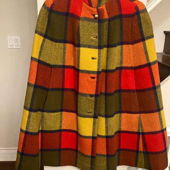 Plaid Multicolor Women's Cape Coat - Picture 3 of 9